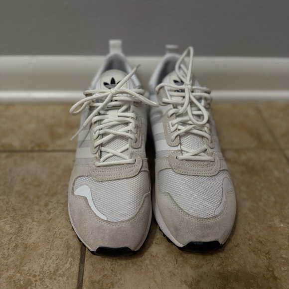Adidas Men's Cream and White Sneakers - Picture 1 of 4